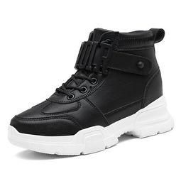 网红款内增高短靴,网红款内增高短靴，轻松增高又时尚