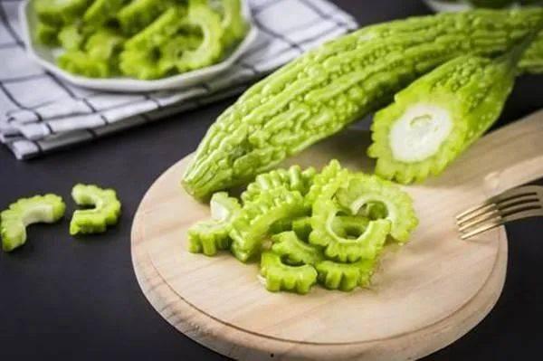 冬天吃生瓜好吗,冬季食用生瓜的适宜性探讨